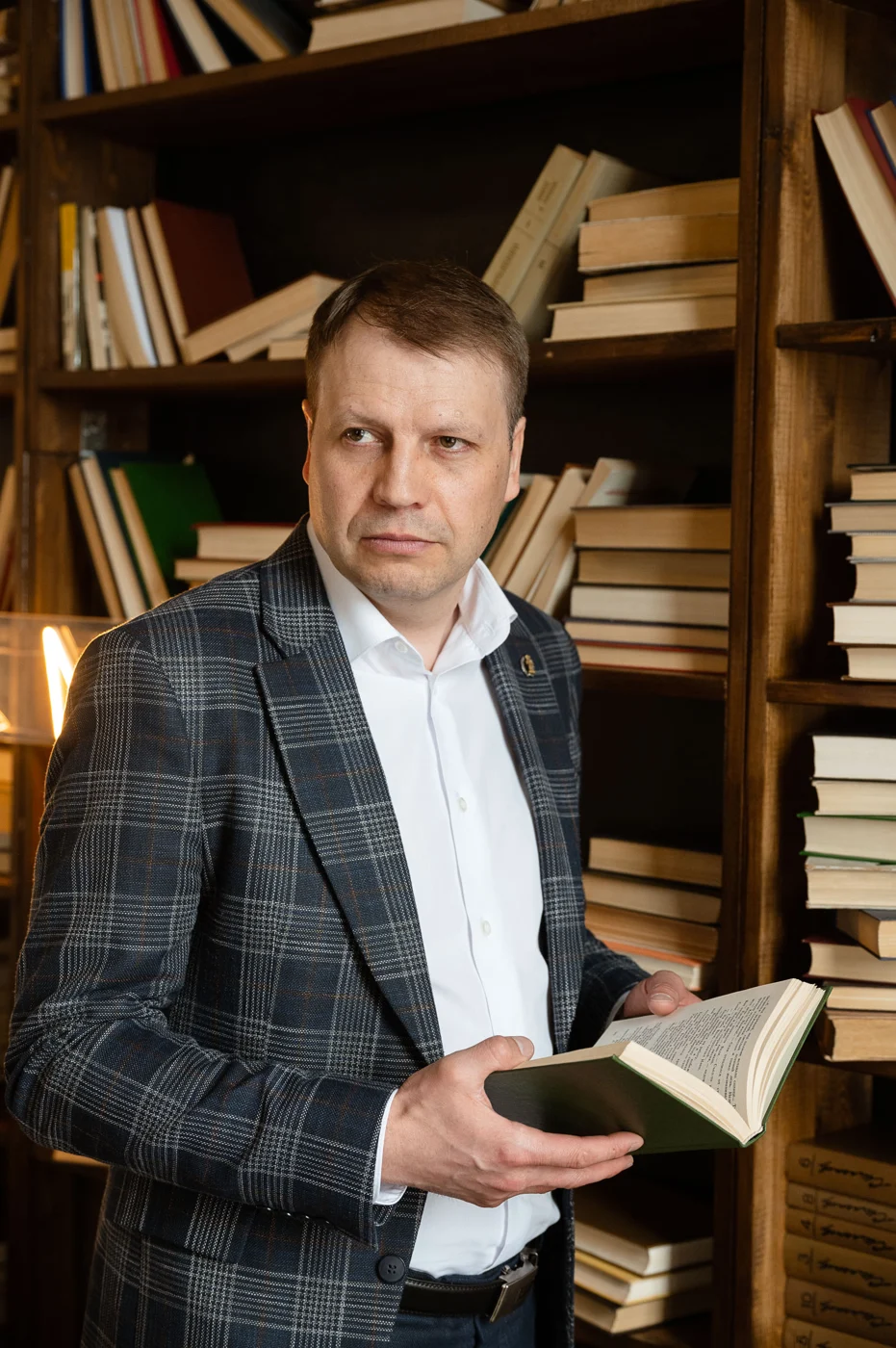 Андрей Валерьевич Вербицкий в библиотеке